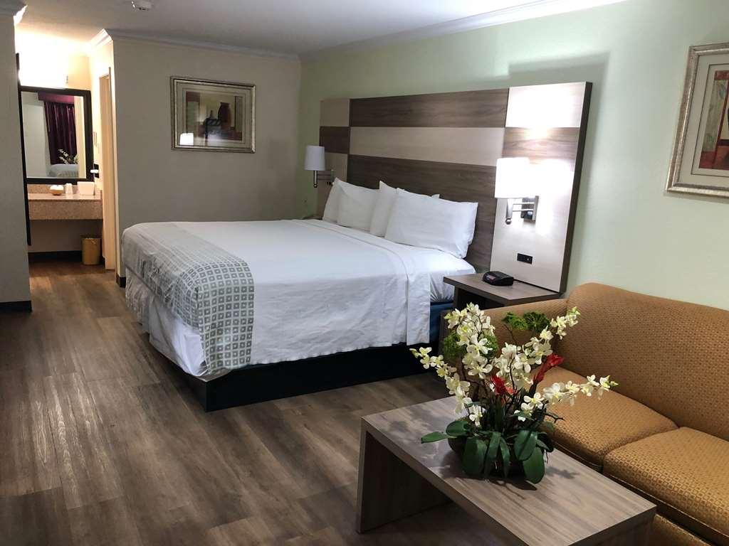 Americas Best Value Inn Columbus Kamer foto
