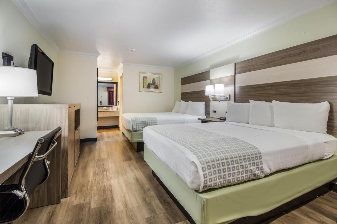 Americas Best Value Inn Columbus Buitenkant foto