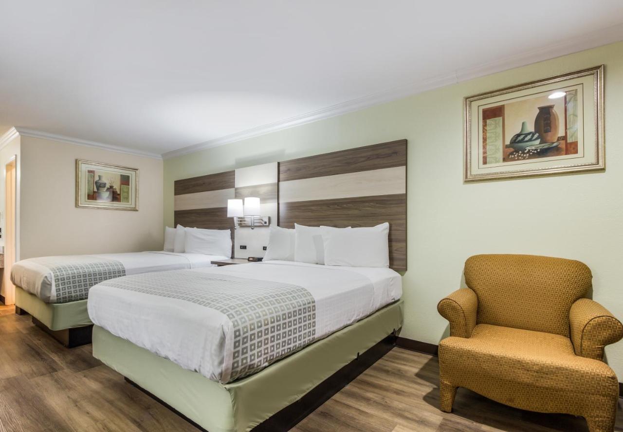 Americas Best Value Inn Columbus Buitenkant foto