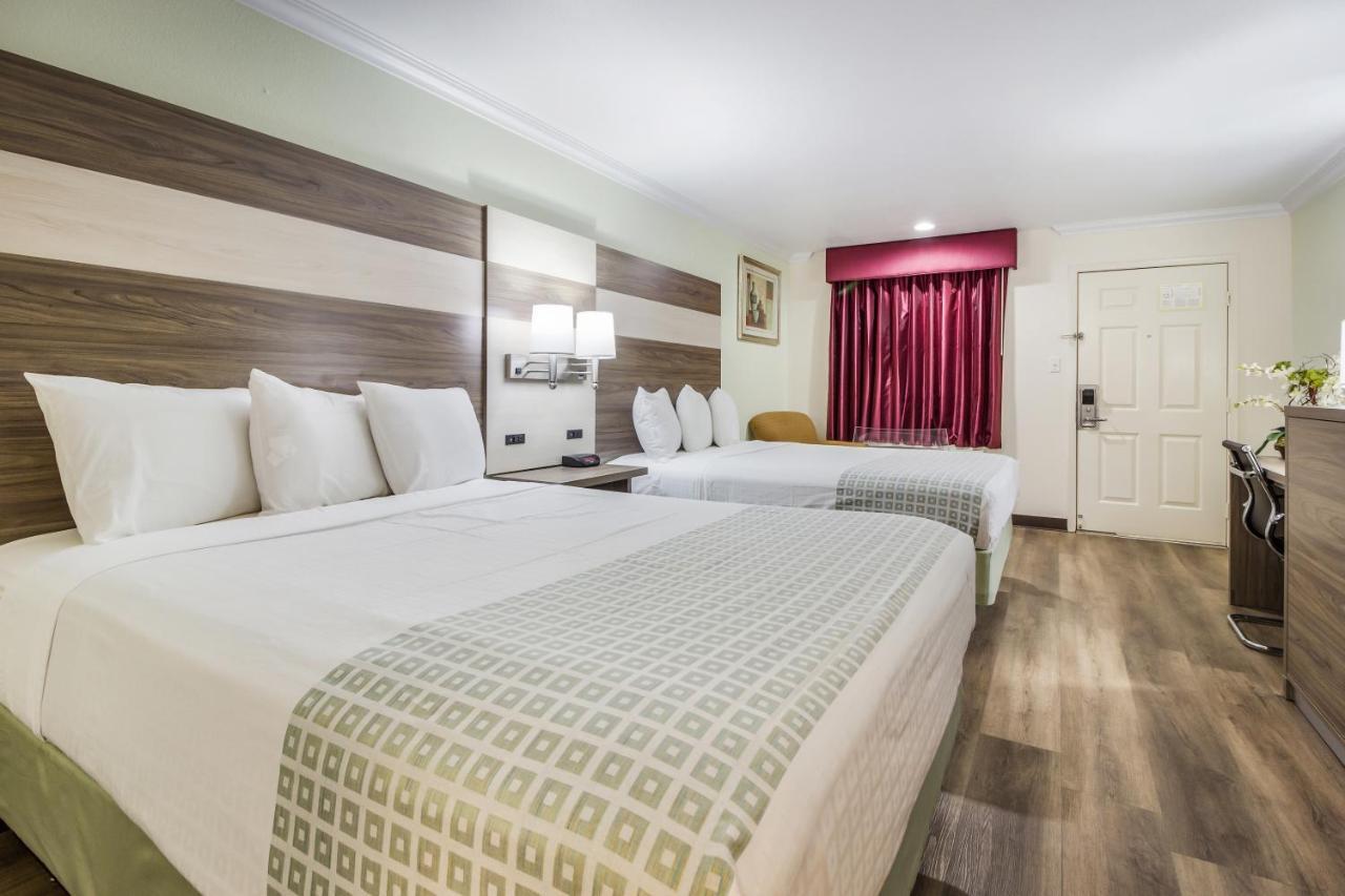Americas Best Value Inn Columbus Buitenkant foto