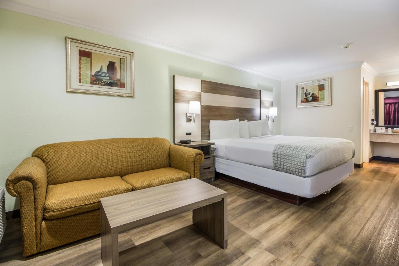 Americas Best Value Inn Columbus Buitenkant foto
