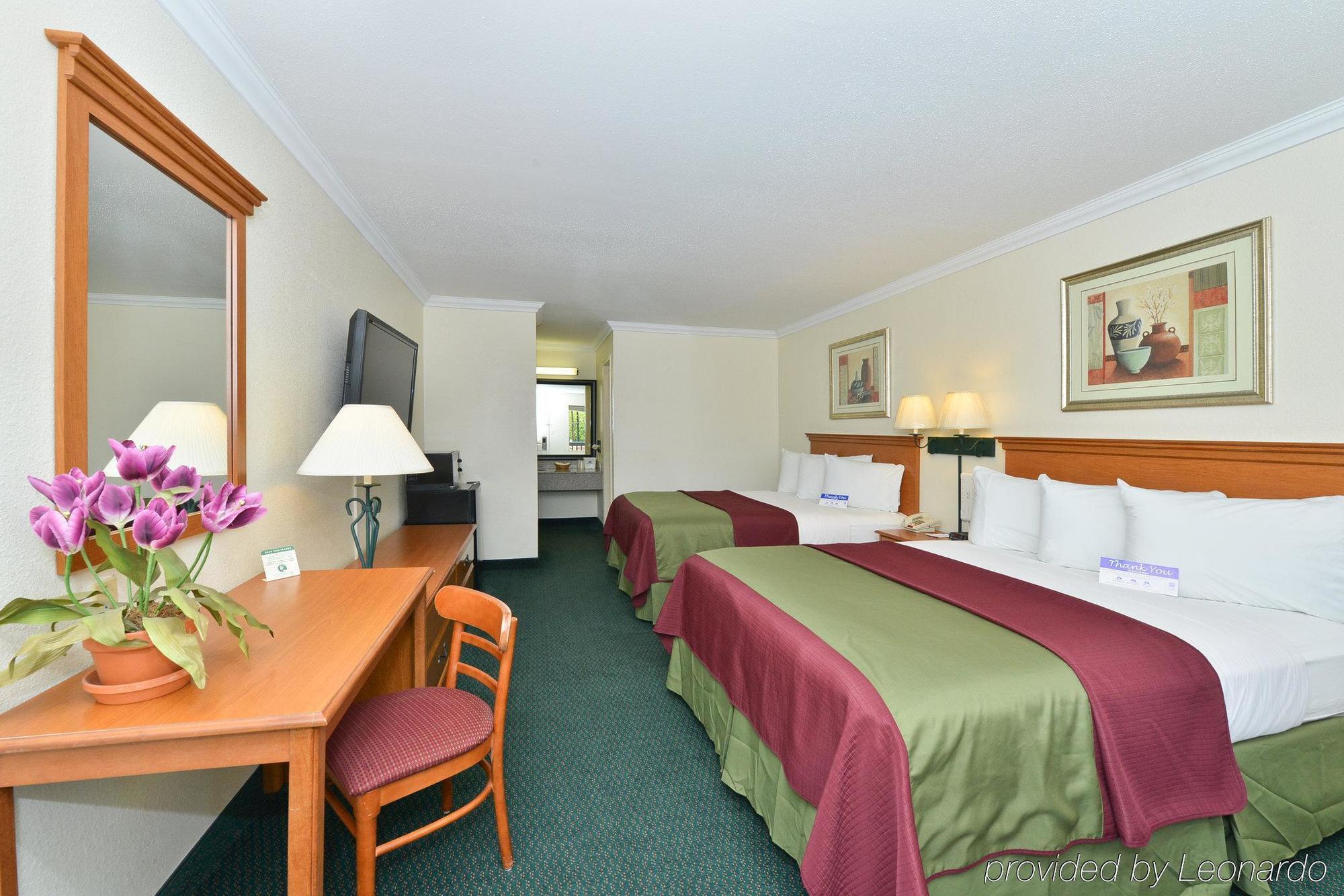 Americas Best Value Inn Columbus Buitenkant foto